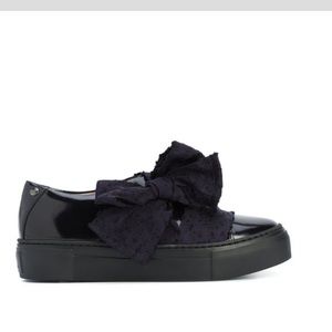 AGL Black patent leather loafers w/blue bow EU36.5